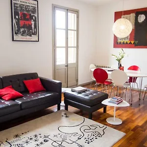 Torres Rojo Apartment